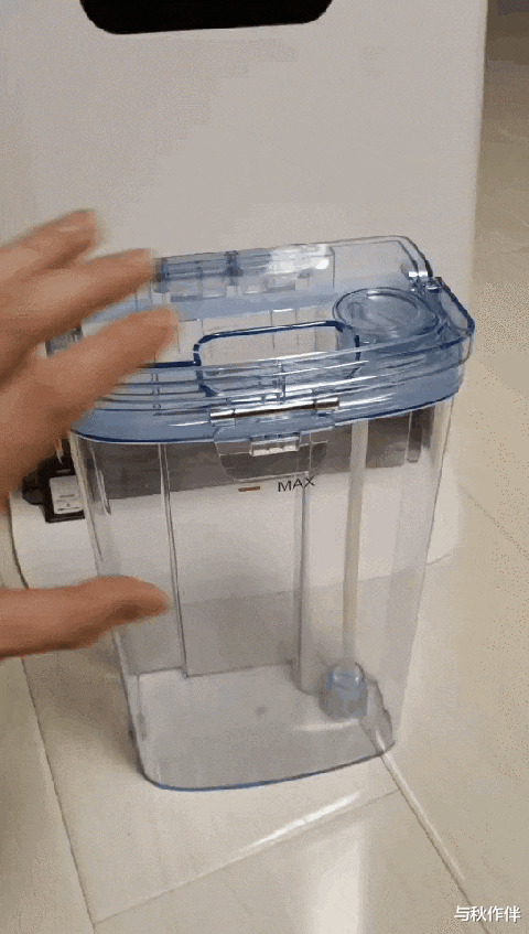 机器人|一年只需倒六次垃圾还会自己洗拖布,睿米真全能扫拖机器人EVA体验报告