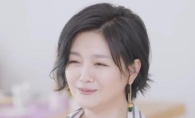 陈慧琳|49岁陈慧琳红毯造型惊艳,不想演后辈的妈妈,梁咏琪已经演妈了