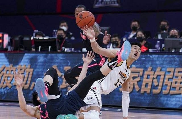 辽宁男篮加盟28岁锋线猛将:与山西男篮已交易成功,杨鸣喜出望外