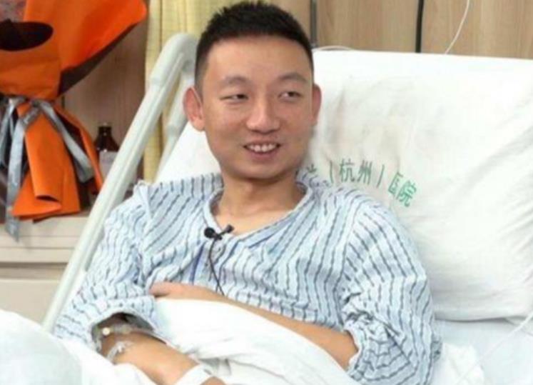 许敏|谁在炒作？杜新枝二审后频繁发长文，深夜发声晒证件指责许敏炒作