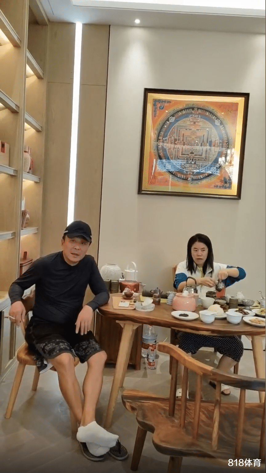 王楠|家庭地位! 王楠巨富老公回家汇报工作, 王楠不置可否, 丈母娘看乐了