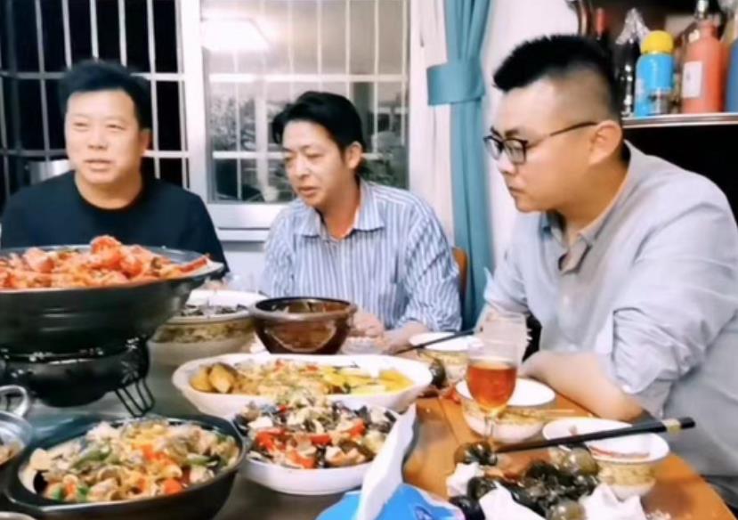 许敏|28事件仍在持续发酵，姚威的沉默处理引热议，被指责是在留后路