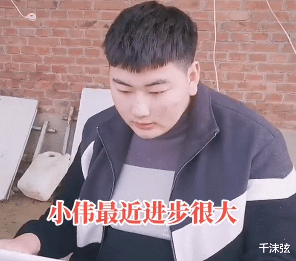 朱之文|大衣哥儿媳身份曝光！离异带娃比男方大五岁？网友：怪不得跟了他