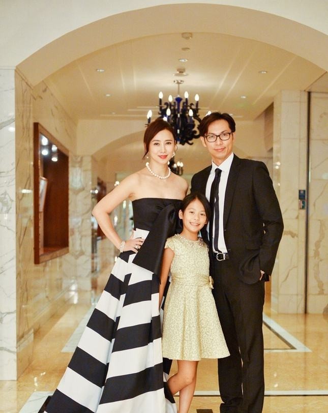 翁虹|风月女神翁虹：富豪老公怀疑她不忠，离异后嫁普通人被当成宝