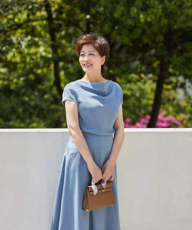 防晒 让50岁女人状态年轻的8个小习惯,照着做,你会更加漂亮