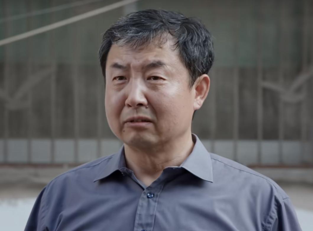 县委大院|《县委大院》被落石砸死，肖俊学不幸殉职，编剧强行煽情引发众怒