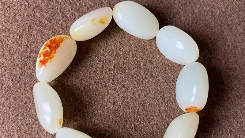 和田玉籽料|和田玉籽料和山料那个更好？