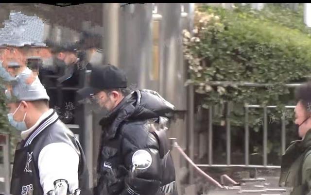 马丽|央视春晚彩排路透！马丽身材消瘦，包贝尔或将首秀，颖儿现场迷路