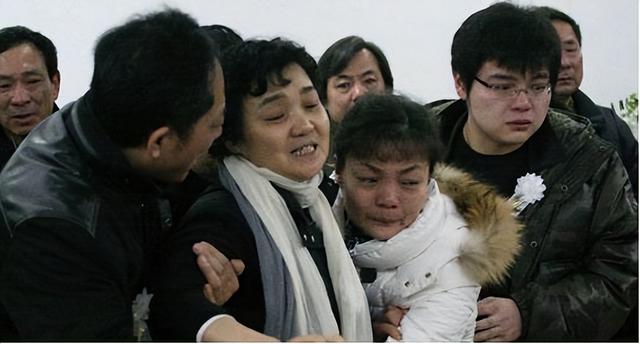 潘星谊|演员潘星谊：去世13年后，男友已结婚生子，父母的坚持让人泪目