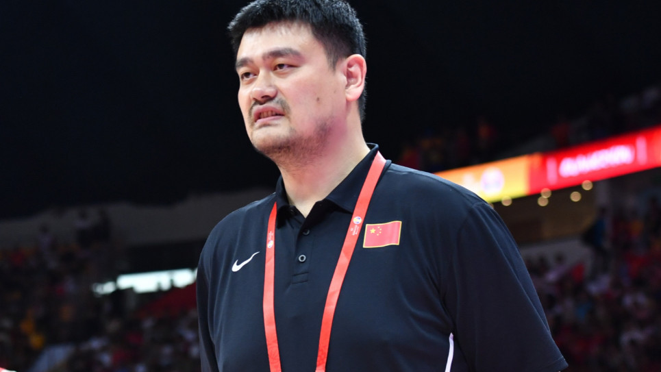 中国篮协|篮坛再现钓鱼执法！姚明大手笔拿下4亿索赔，篮协直接从亏到盈