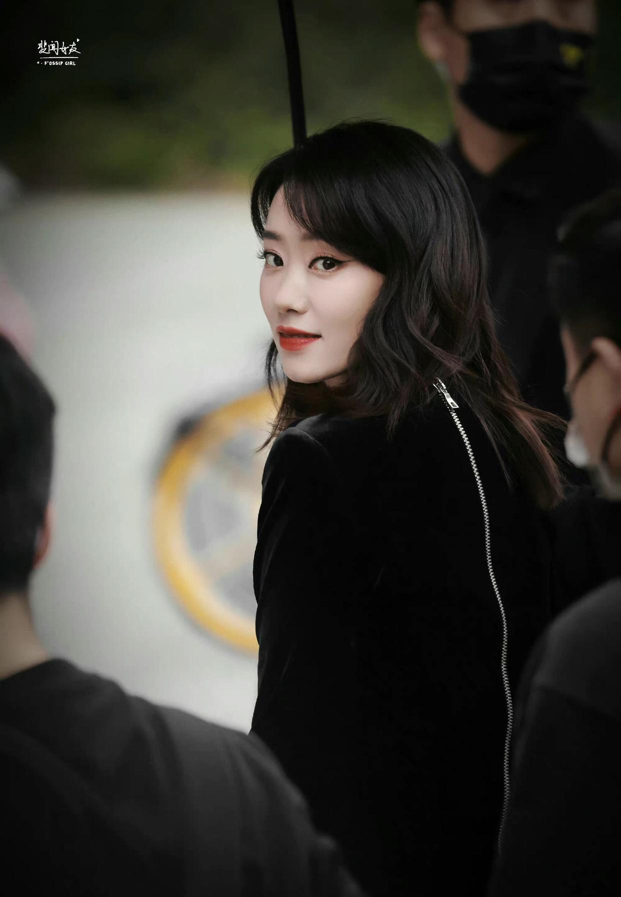 张小斐|内娱最牛的站姐!永远能相信她八倍镜下的张小斐,摇曳生香美出圈