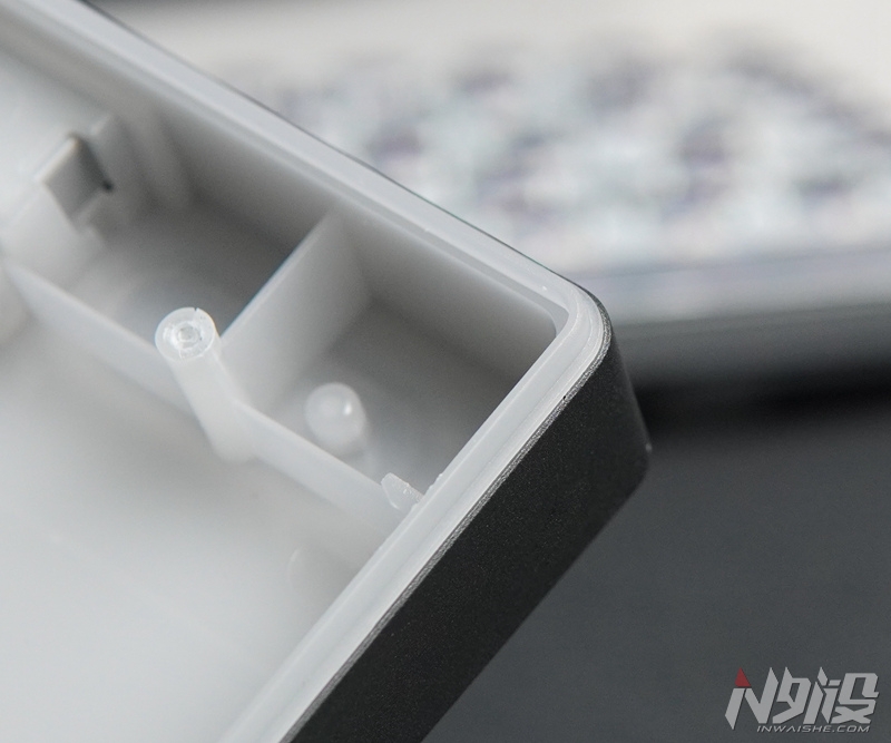 雷神|雷神VIC84三模机械键盘拆解评测