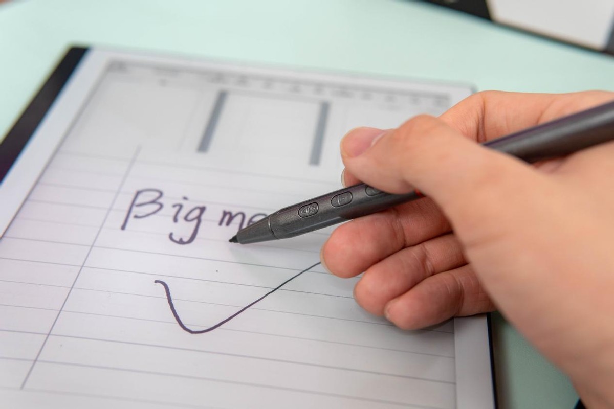 电池|办公水墨屏电纸书哪家好——科大讯飞X2 VS Bigme B1 Max横评对比