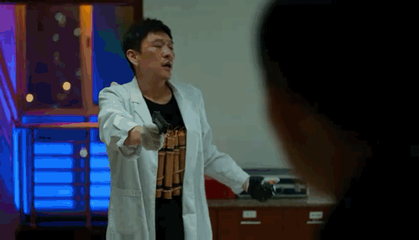 冯兵|40岁单身一人，演员冯兵：当兵16年，因《狂飙》成黑马