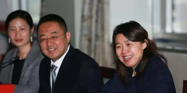 CBA三消息:北京首钢大换血,广东队交易两将,焦健透露国家队薪水