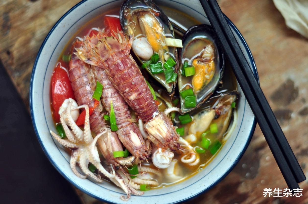 医生|午餐1碗面条,28岁男子肾衰离世,医生怒斥:糊涂,简直就是在自毁肾脏