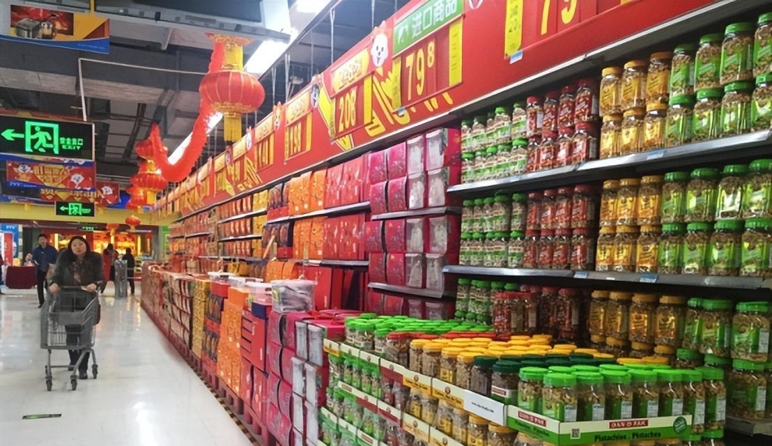 为什么很多大超市都关门了?到底是什么原因,导致超市生意冷清?