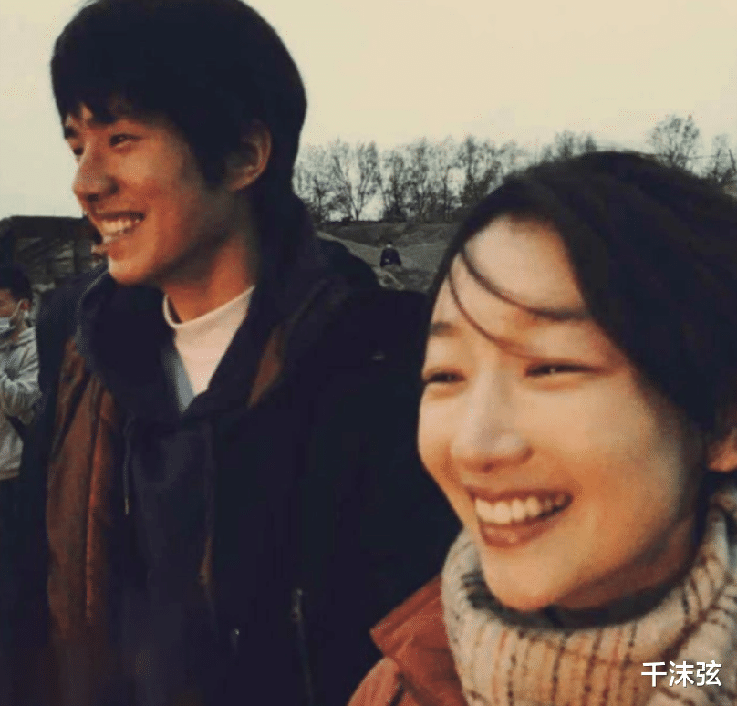 周冬雨|周冬雨刘昊然疑恋情曝光?娱记晒二人剪影照,此前被曝因戏生情