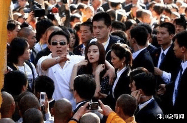 姐姐|看了香港明星生活现状，再看内地明星，网友：刷新了我的三观