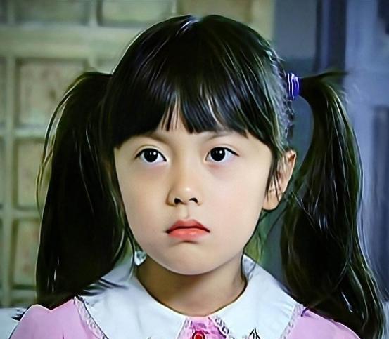 张子枫|9位00后小花近况大不同：张子枫忙着恋爱，其他8位怎样了？