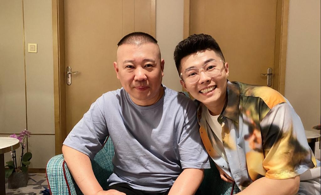 周九良|德云社周九良迎来28岁生日，却被网友调侃，长相与年龄不符