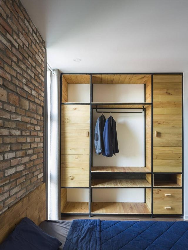 厉害了！240㎡自建房，装修可不输城里别墅，院中廊架让人心生向往