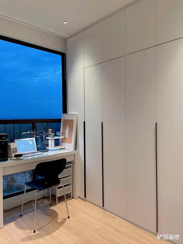 年轻小夫妻的“穷装”,比精装修还要精致,网友看完都不淡定了