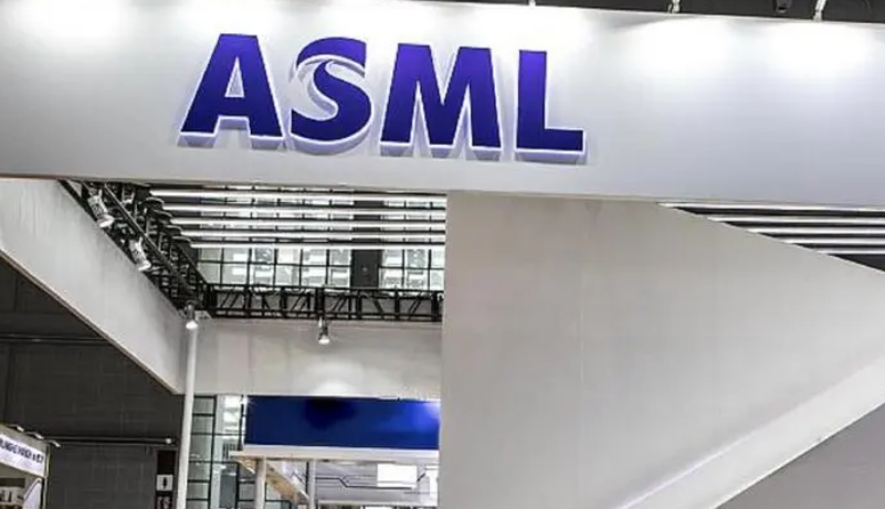 光刻机|这一次,光刻机巨头ASML还“扛得住”吗?