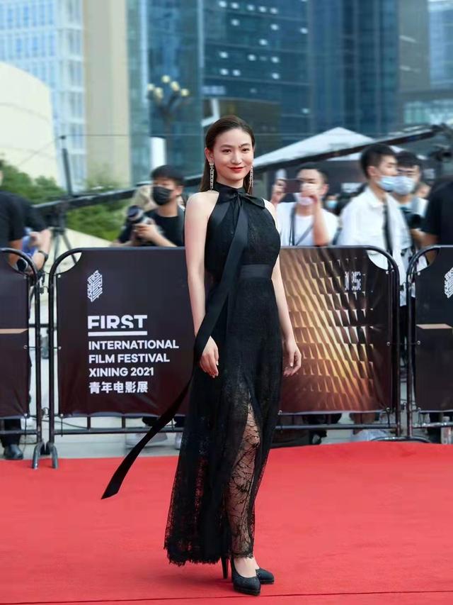 一江春水|《一江春水》：女性犯罪，人间真实！