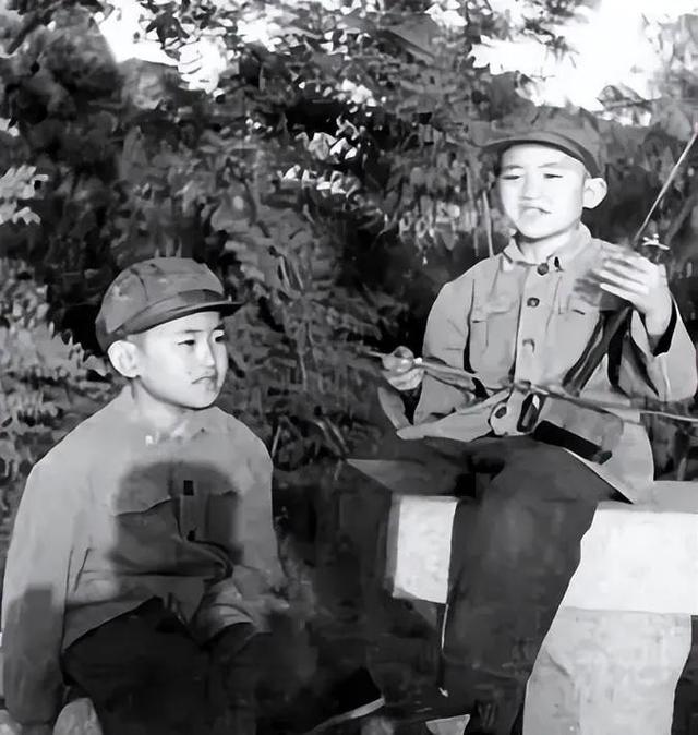 刘欢|刘欢：与妻子相识9天就闪婚，却在一起35年，女儿貌美如花