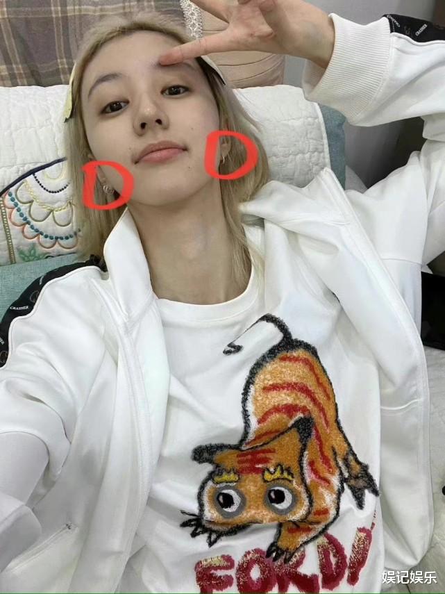 华晨宇|华晨宇王悦伊恋情曝光后晒照心情好，两人恋爱细节被扒，太甜蜜