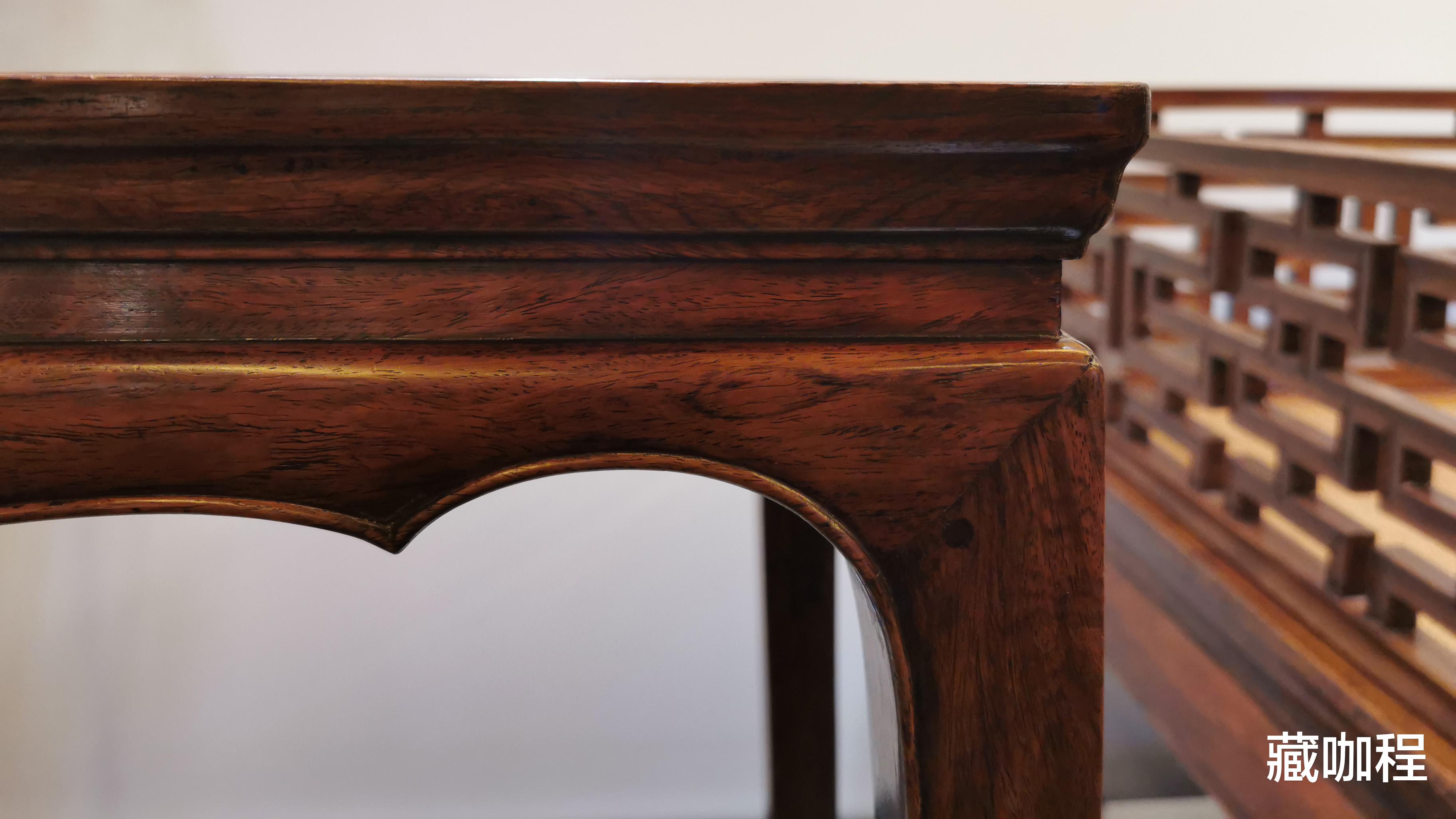 |高挑稳重、动静皆宜,明黄花梨香几四腿八挓