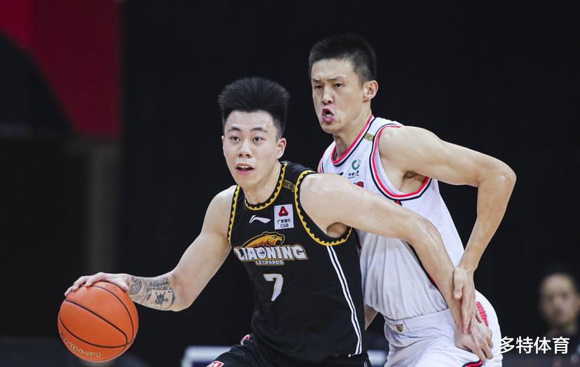 |不怕你付豪张镇麟！宏远混血天才前锋横空出世，14岁就大风车暴扣