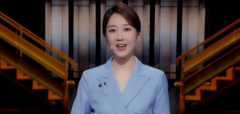 王嘉宁|新人王嘉宁亮相央视,干练短发尽显落落大方,学历却略显逊色