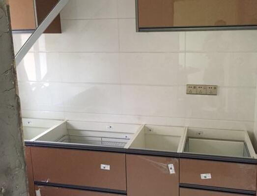 公公留给老公的破旧老房,这样翻新之后,效果太好了!