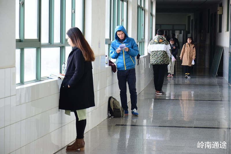 贝克汉姆|考上大专会计专业，但是家里不支持，该不该去？不能放弃读书！