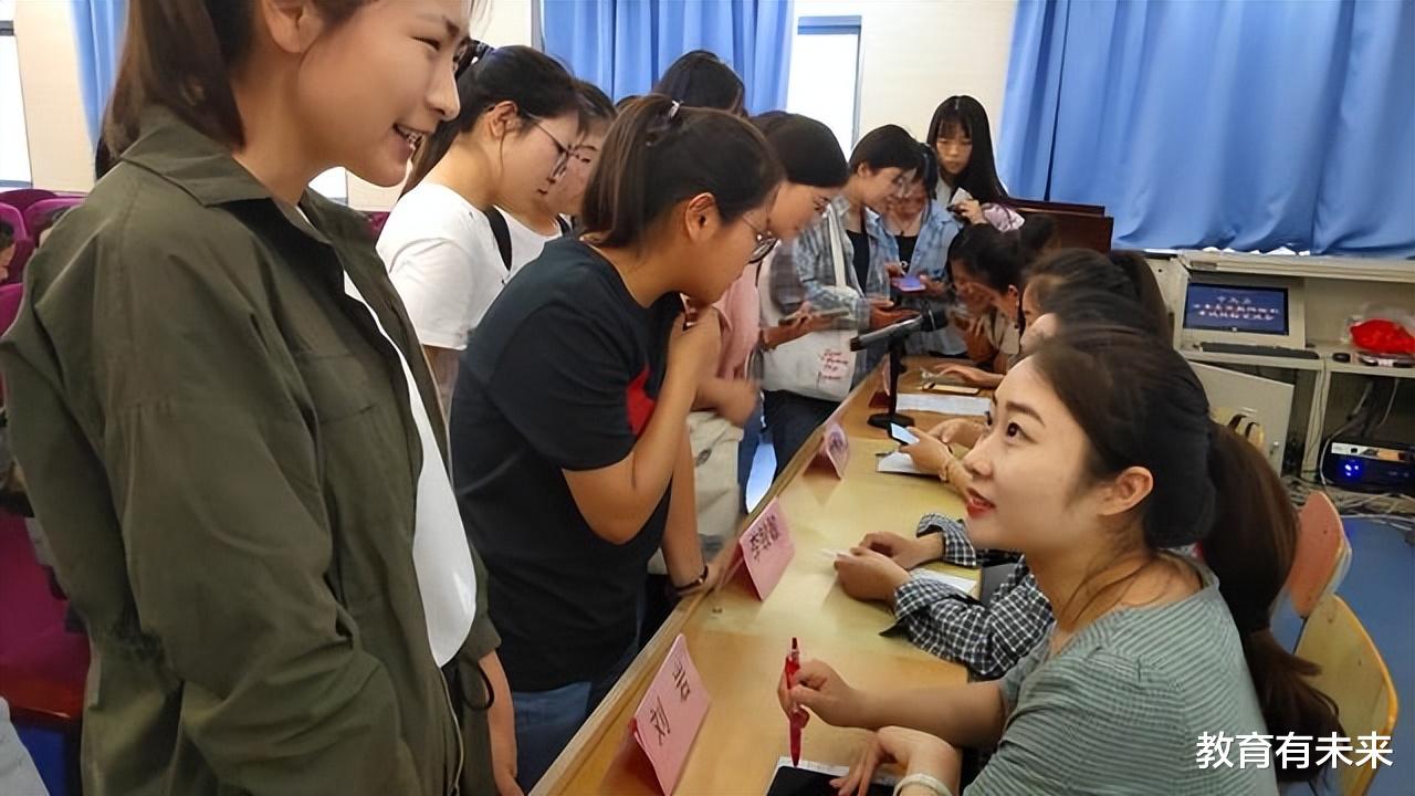 考试|2022年暑假三次考试，三次进面，最终成功上岸，这些经验告诉你！