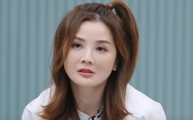 Twins|《浪姐3》：本来奔着Twins两人追综，没想到却被40岁薛凯琪惊艳