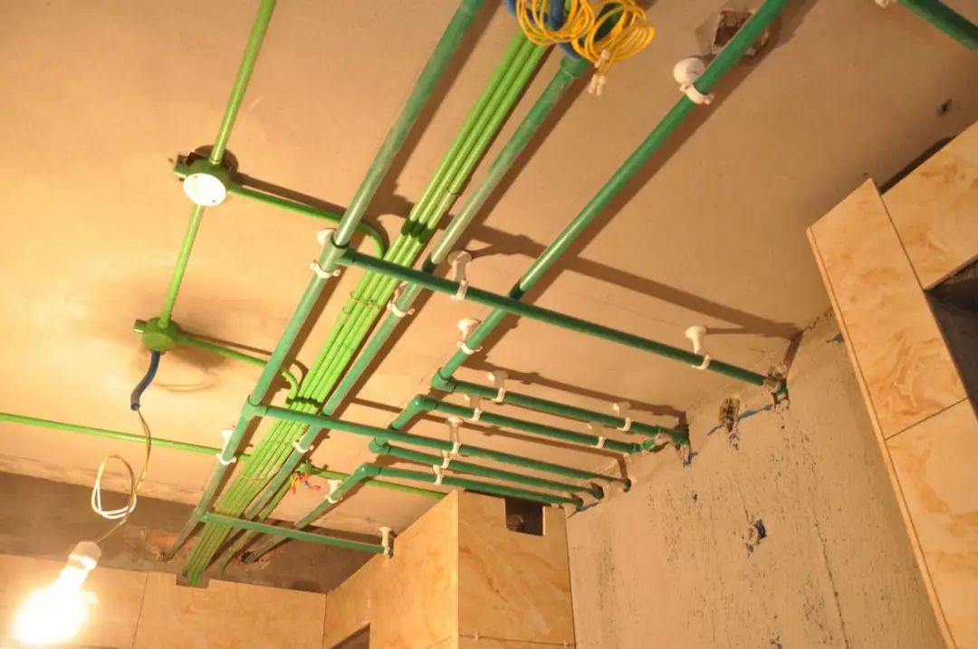 水电改造的3句谎言,装修工人对你说了这些,一定要考虑换不换人