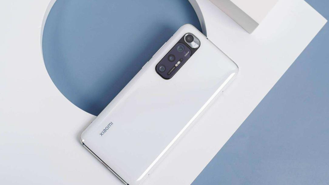 小米科技|小米10S跌至新低价，曲面屏+256GB+OIS防抖，网友却开始纠结了