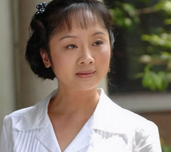 英雄无悔|《英雄无悔》25年,主演境况不同,有的成剧协主席,有的患癌去世