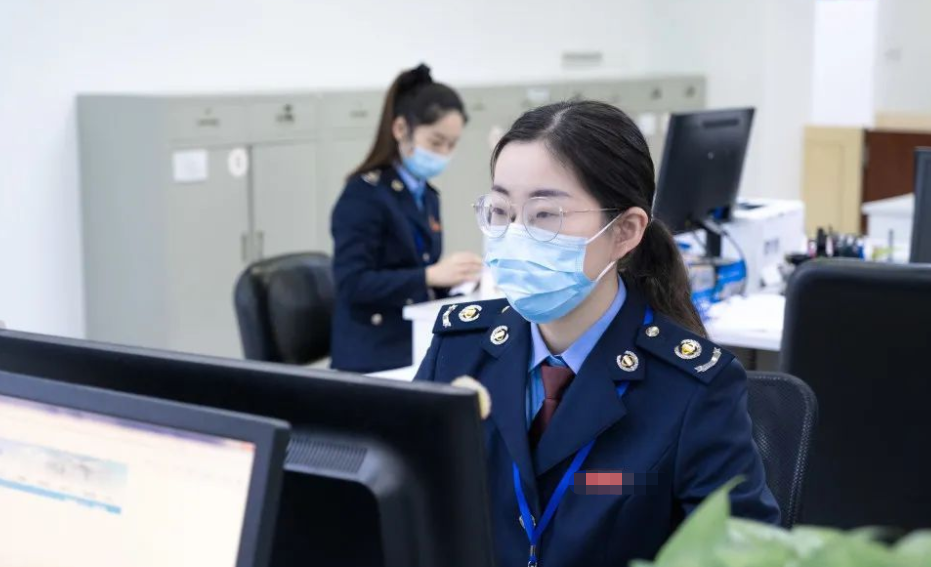 智联招聘|成都男副区长雷鸣聊天事件后续，简历被下线，结局早已心知肚明