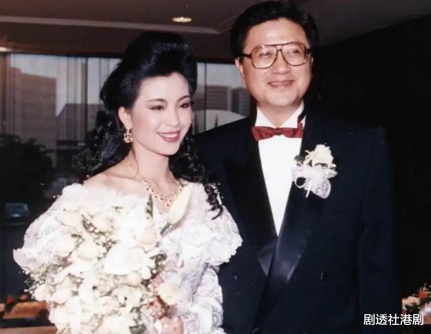 伍咏薇|53岁TVB前女星谈及已故亡夫落泪，称对方是指路人，结婚13天离世