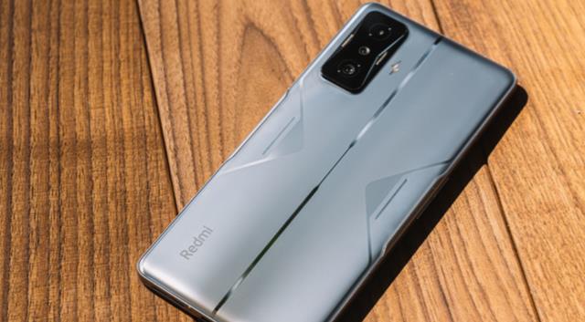 摩托罗拉|价格下探近千元：这3款才是同价位中你的购机最佳选择！