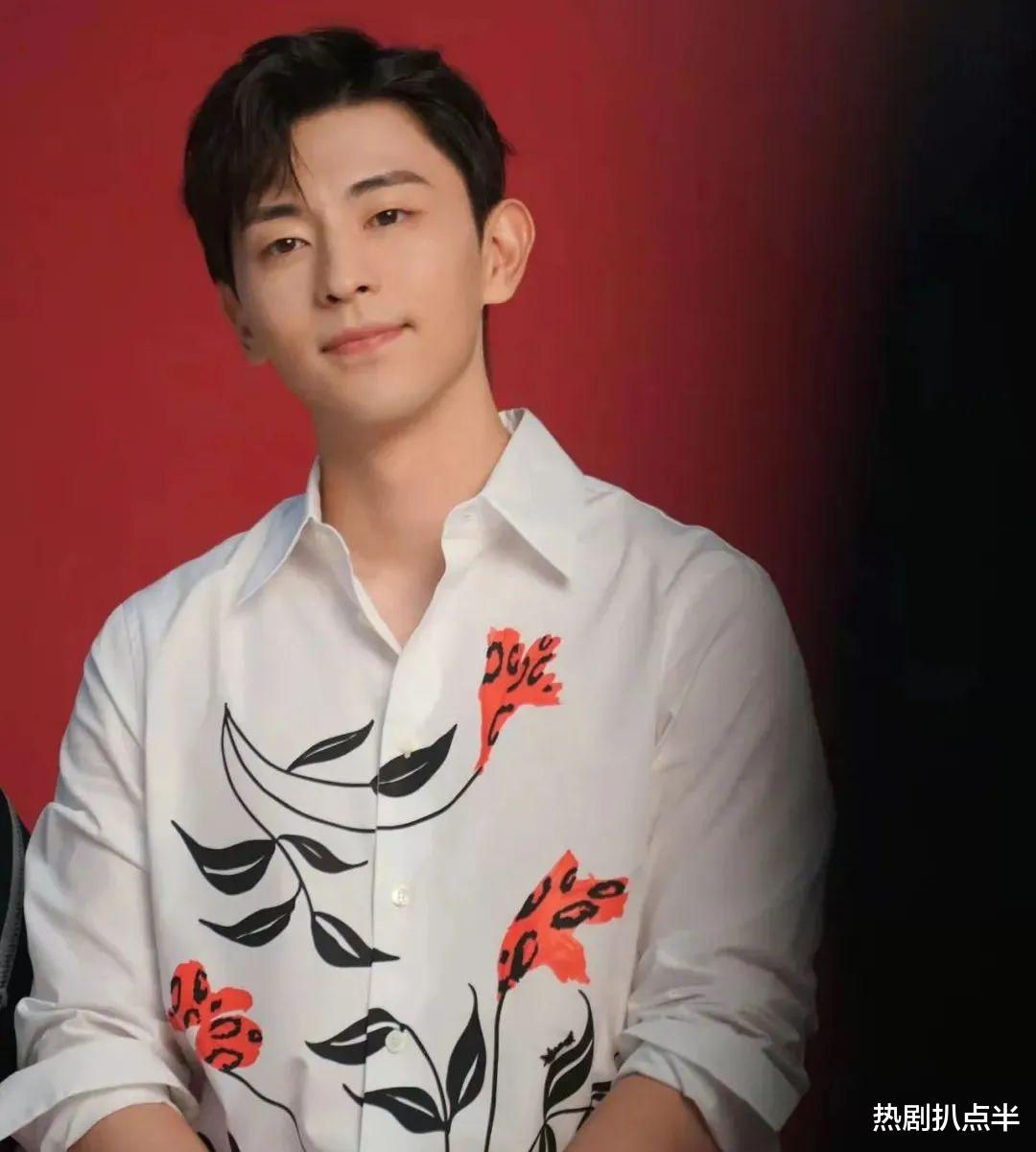 狐狸|桃花眼,丹凤眼,狐狸眼,这15位明星的眼睛,个个有灵气