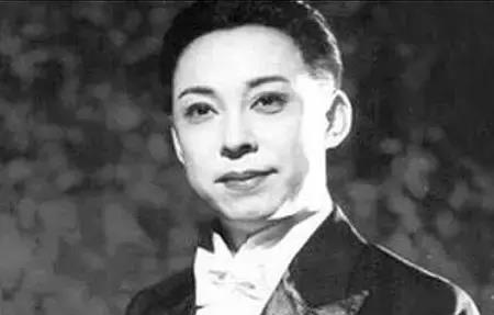 梅兰芳到底多富有？出场费十根金条，50年代月薪2100，当时啥概念