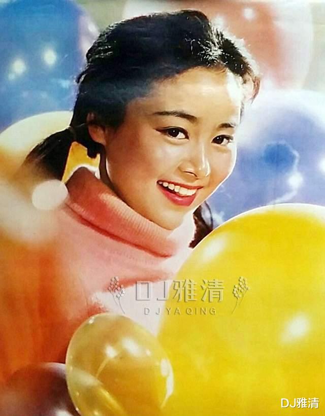 刘晓庆|女神节38位女星美人照，真正的女神从来都是自然美，刘晓庆那张很惊艳