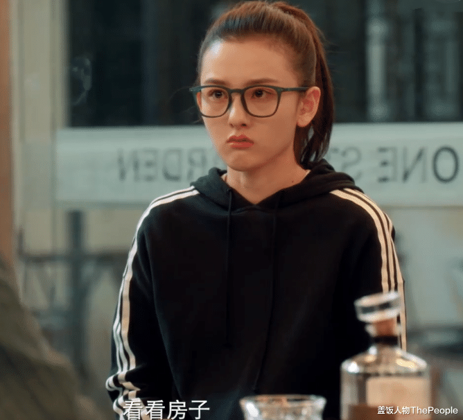 明星|女明星们扮土太奇葩，有人放不下精致的妆，有人下血本增肥毁形象