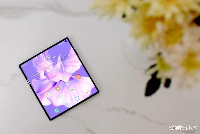 折叠屏|华为Mate Xs 2体验：创新突破，只为“大”有可玩