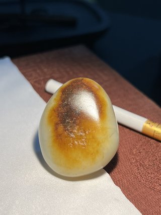 和田玉籽料|聚黑皮独籽原石 和田玉籽料原石